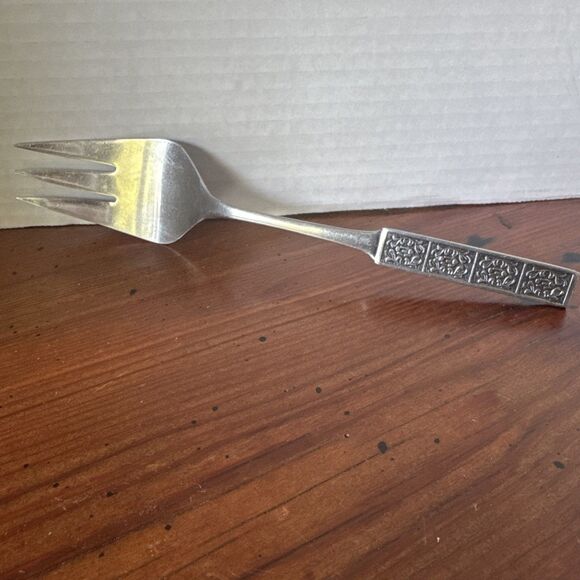 Stanley Roberts Burgantine Velvet Meat Fork Vintage - Picture 2 of 6